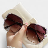 Sofisticadas gafas de sol con lentes degradadas Sofia