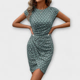 Emma - Vestido de manga corta con corte tulipán y estampado por todas partes