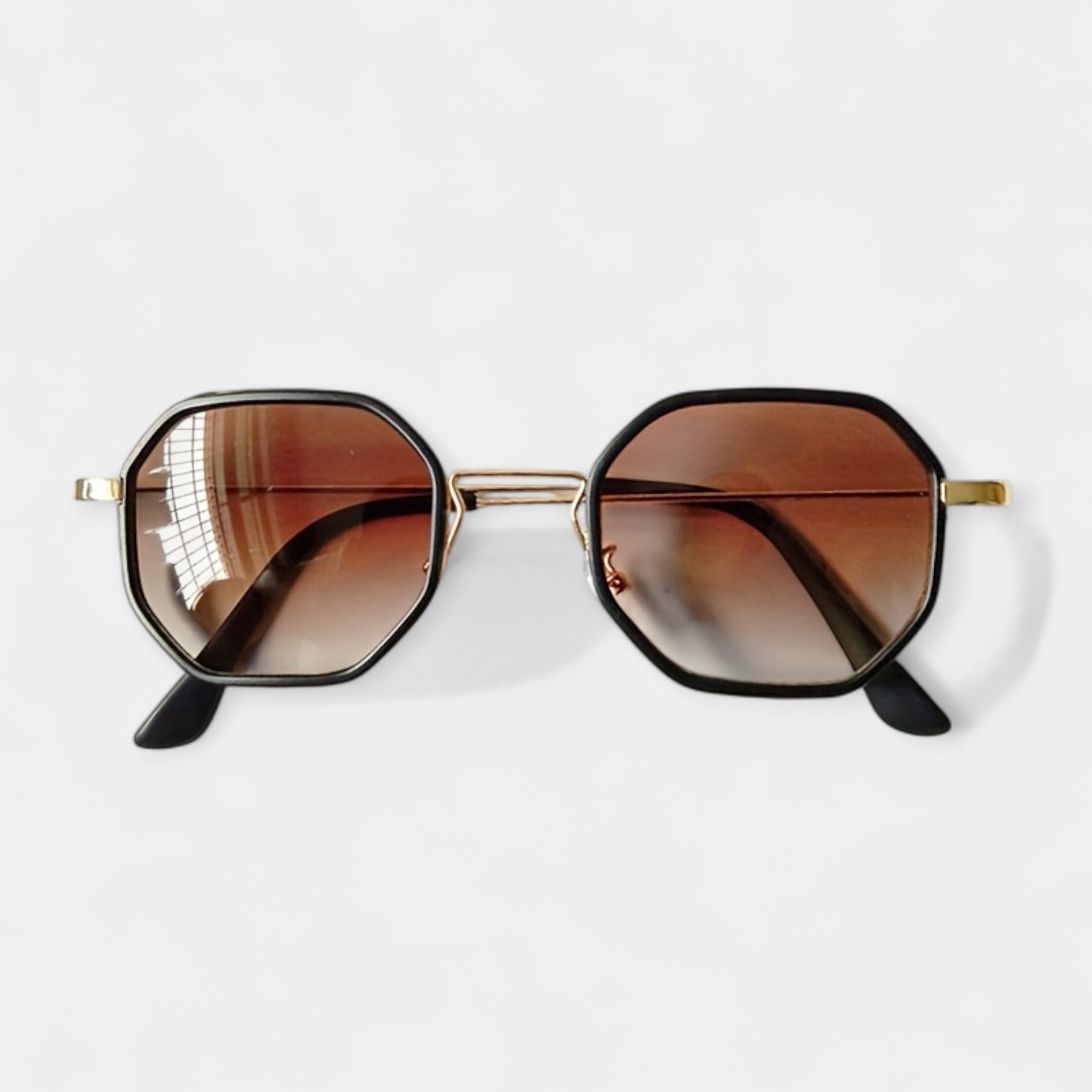 Karolína Gafas de Sol de Montura Elegante para Todo el Día