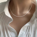 Elegante collar de clavícula