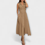 Mira - Impresionante vestido midi con cierre de botones y detalle de lazo en color liso