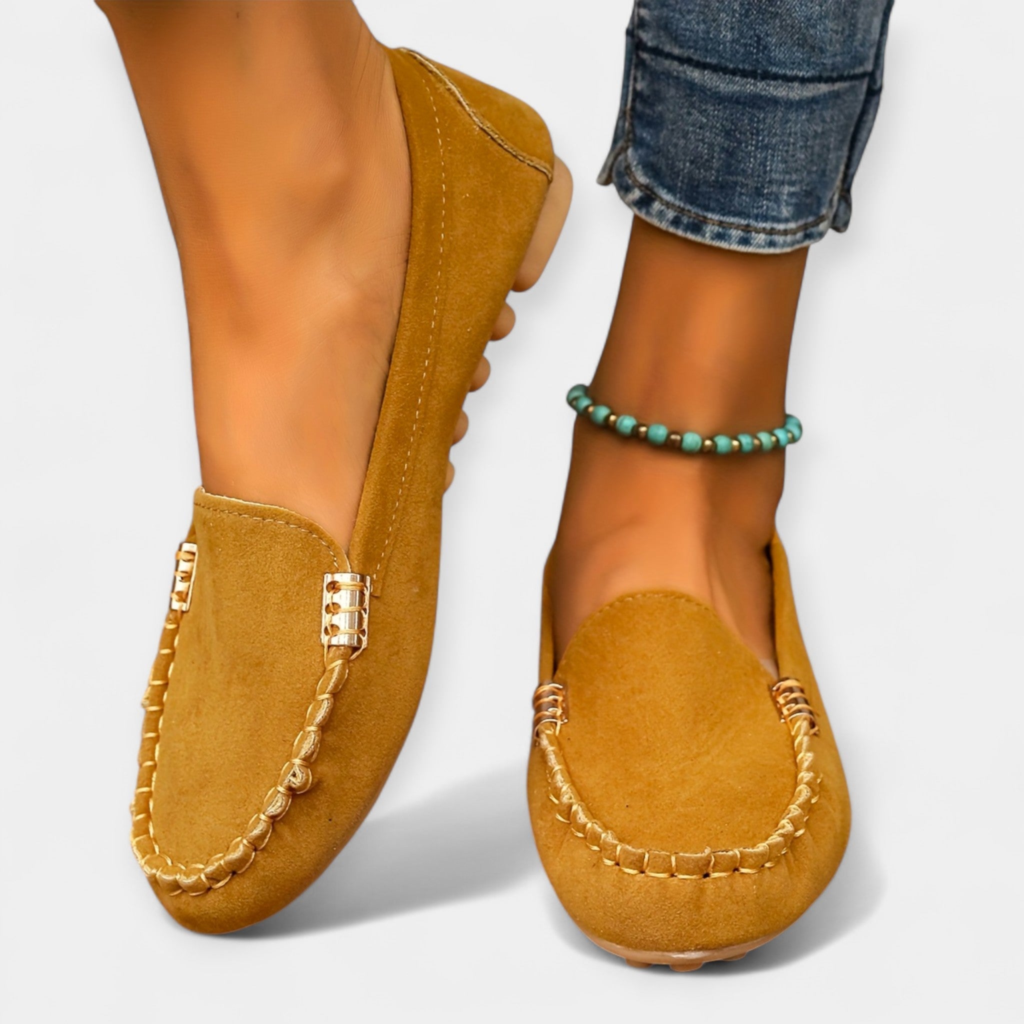 Veronika Sofistikada Mocasines con Detalles Metálicos