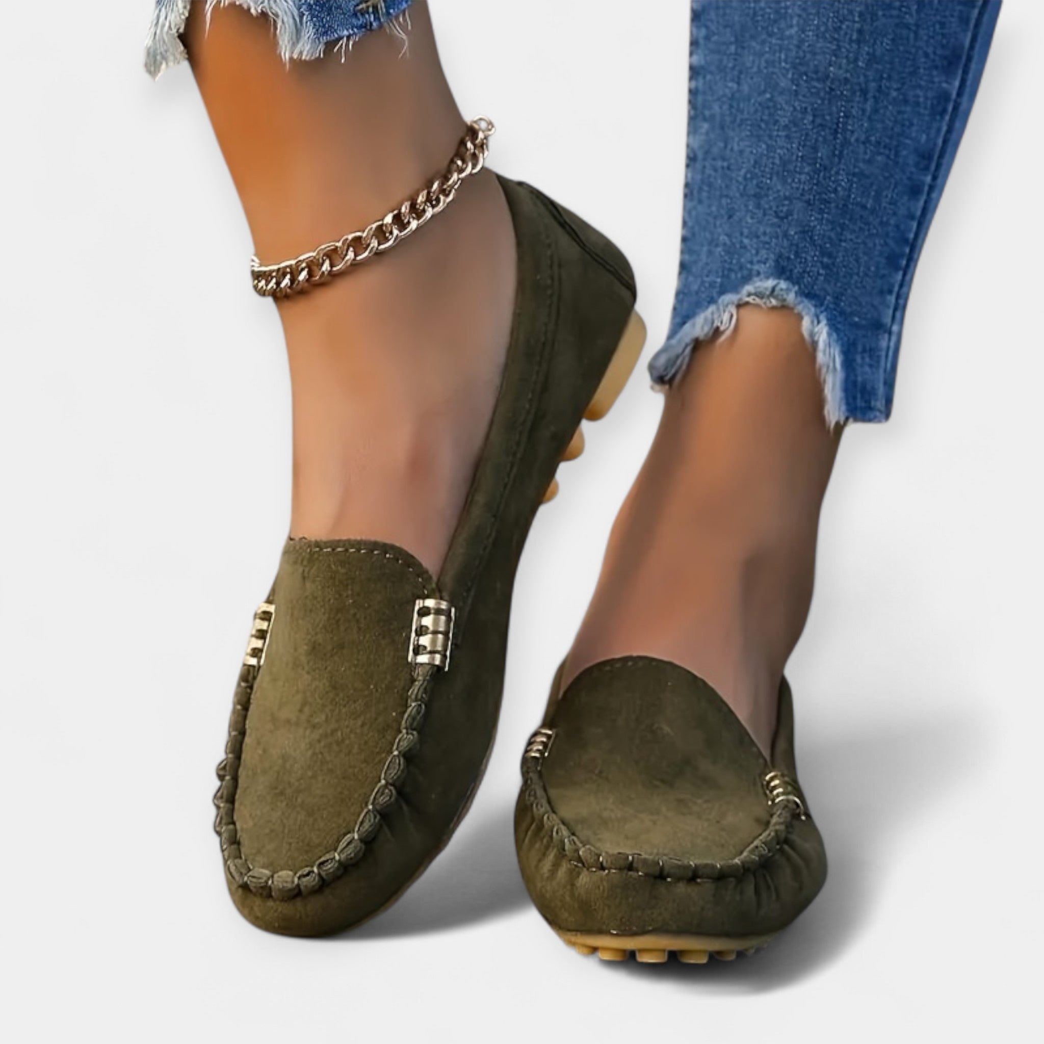 Veronika Sofistikada Mocasines con Detalles Metálicos