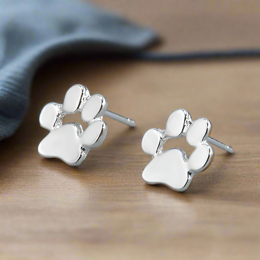 Yamira™ | Pendientes hipoalergénicos con forma de huella