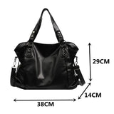 Cécile. - Elegante bolso hobo de hombro