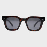 Gafas de sol Clubmaster clásicas elegantes de Karolína