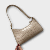 Cécile. - Bolso de cuero brillante
