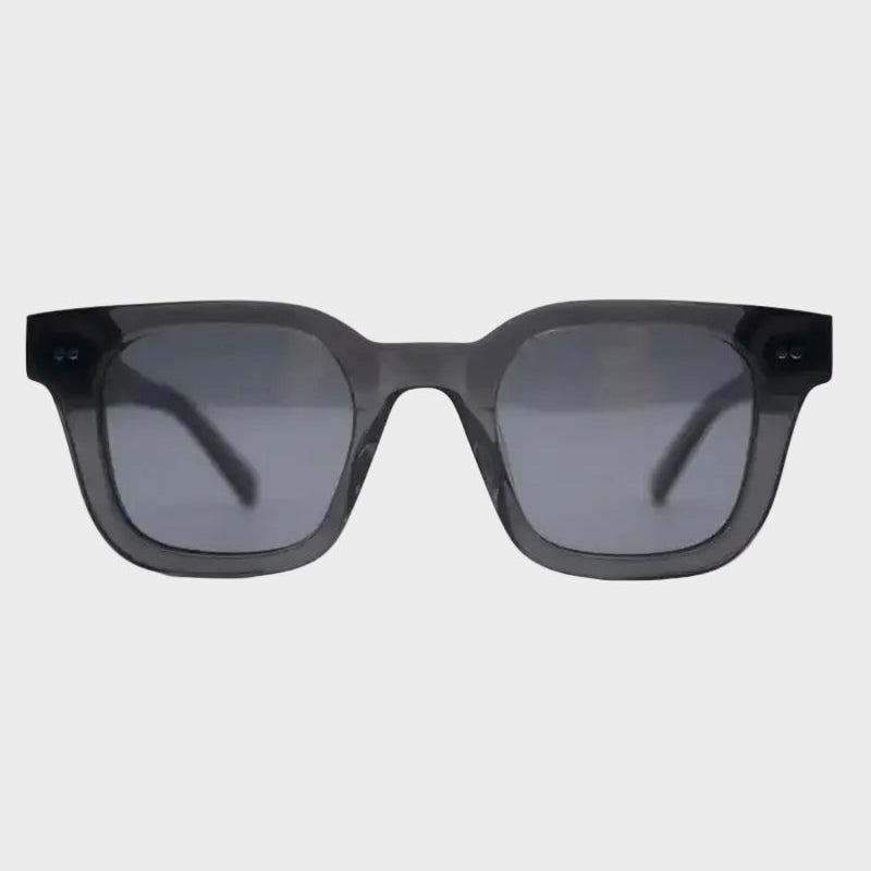 Gafas de sol Clubmaster clásicas elegantes de Karolína