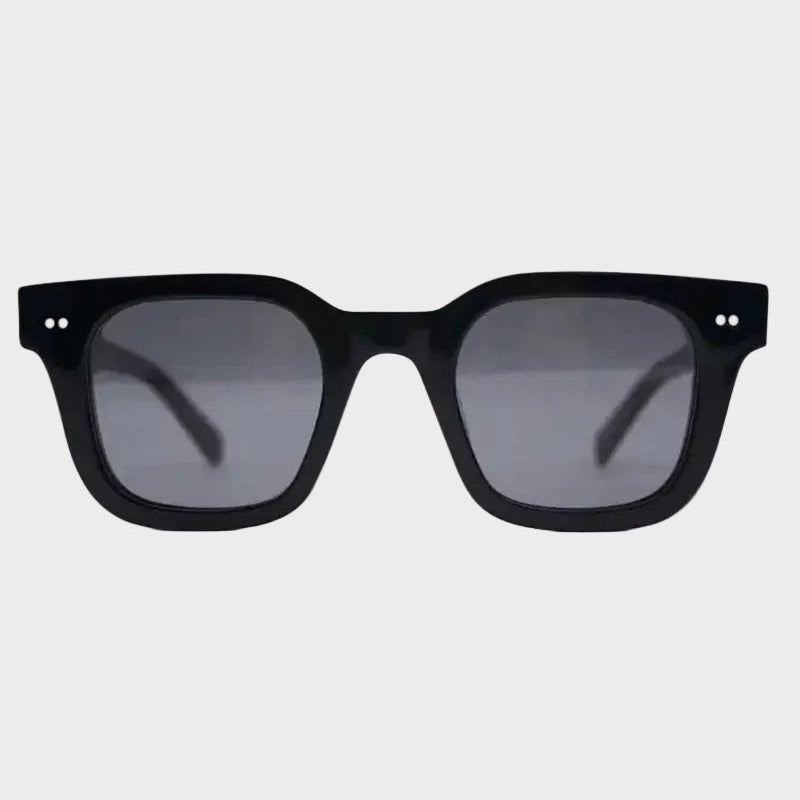 Gafas de sol Clubmaster clásicas elegantes de Karolína