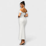 Ione - Vestido ajustado fruncido con hombros descubiertos