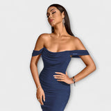 Ione - Vestido ajustado fruncido con hombros descubiertos