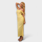 Ione - Vestido ajustado fruncido con hombros descubiertos