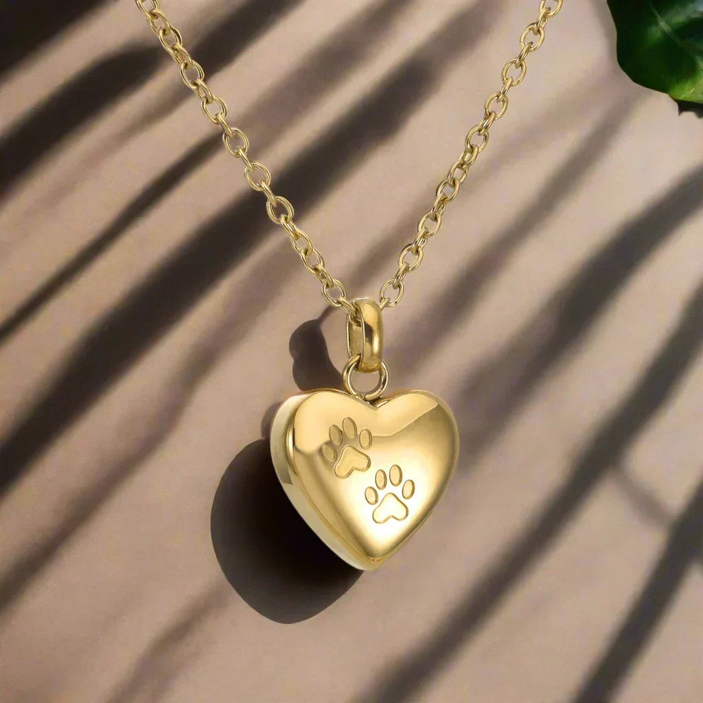 Galiana™ | Collar de urna con huella de corazón