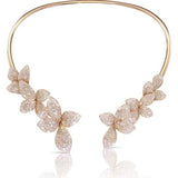 Elegante collar con flor de cristal