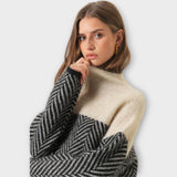 Maeve - Jersey de cuello alto de cachemira