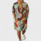 Liora - Vestido colorido con escote en V