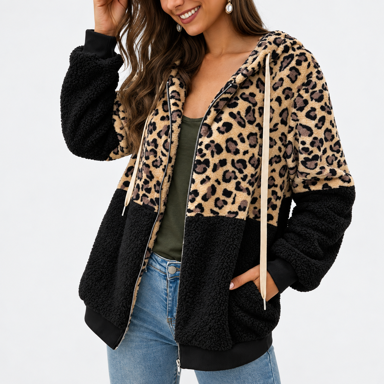 Lea - Sudadera polar con capucha y diseño de leopardo
