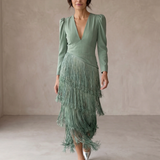 Magdalena - Vestido Elegante con Mangas de Flecos